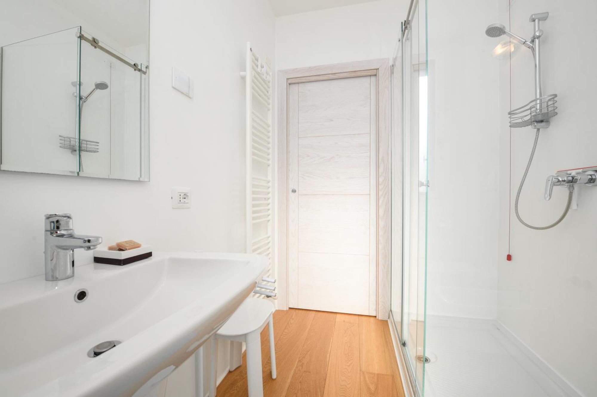 Dolceriva - The Lakefront Suite Peschiera del Garda Exterior photo
